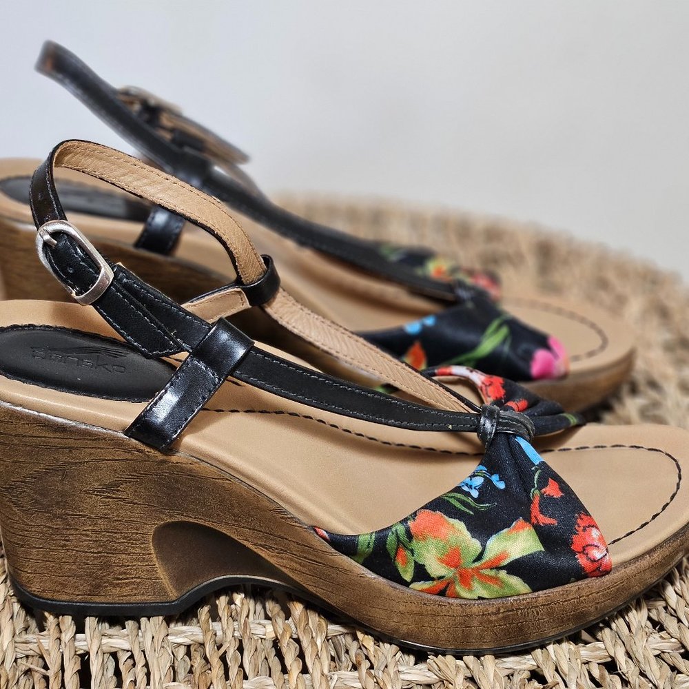 DANSKO Floral Platform Sandals, Women's size EU 38/US 8